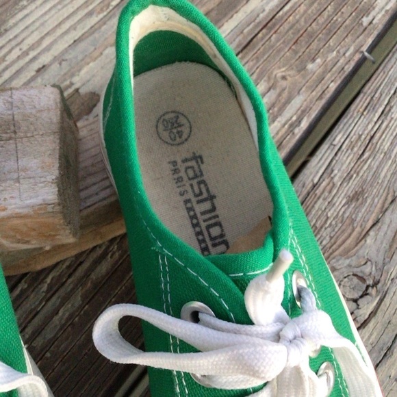 Unisex Green Canvas Sneakers Shoes size 40 - Picture 4 of 6